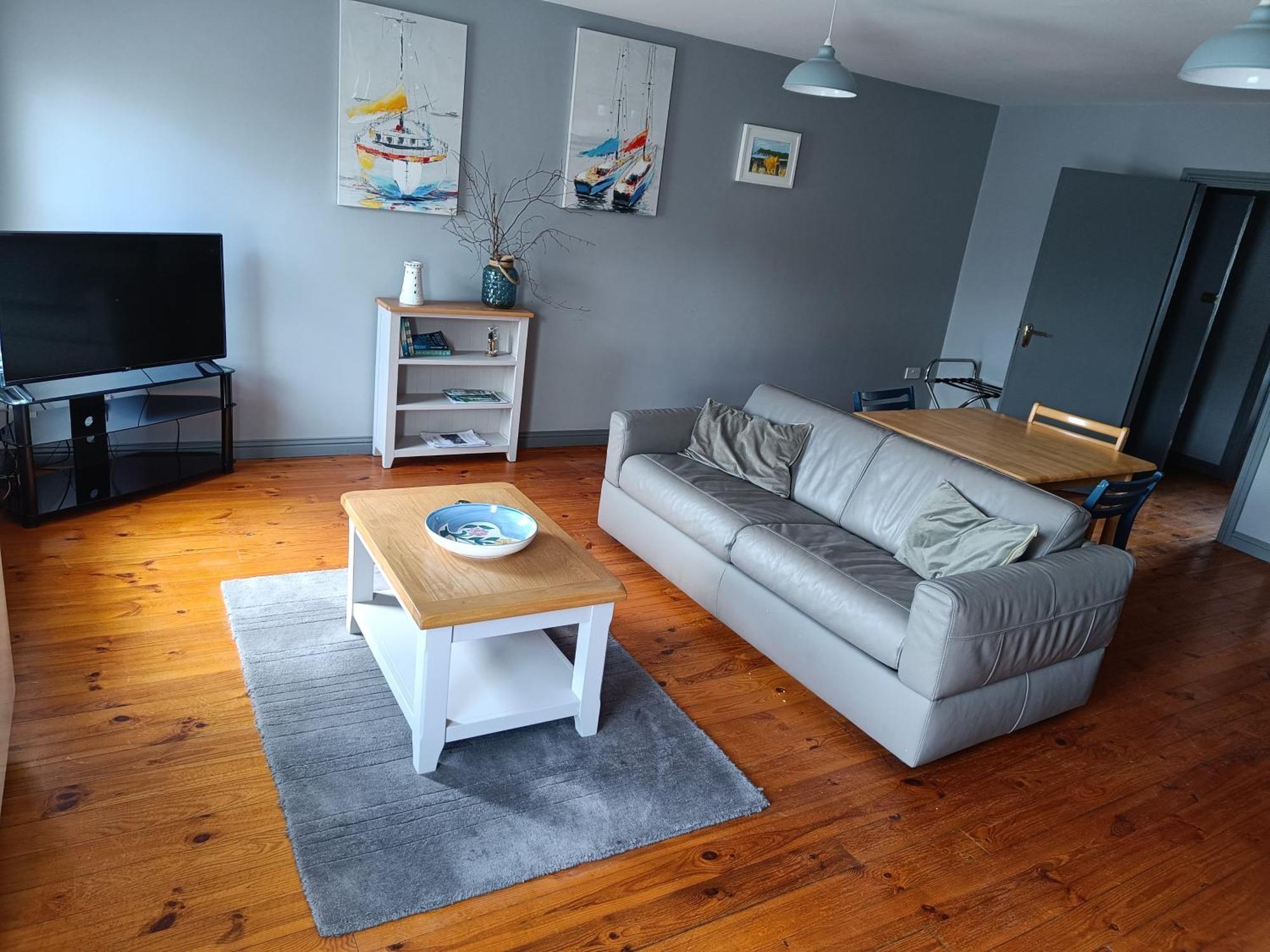 Dingle Town Center Apartment ภายนอก รูปภาพ